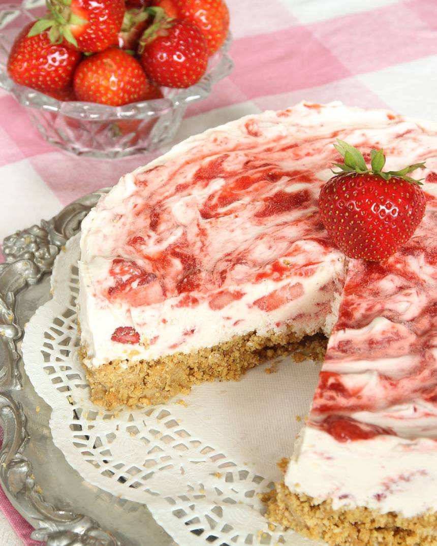 Fryst jordgubbscheesecake Lindas Bakskola
