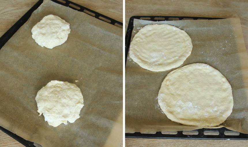 2. Dela degen i två bitar. Platt ut dem till rundlar, ½–1 cm tunna, med mjölade händer på en plåt med bakplåtspapper.