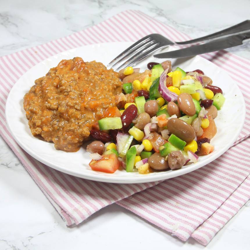 Lunch- & middagstips! Köttfärssås & bönsallad – ljuvligt gott och nyttigt.