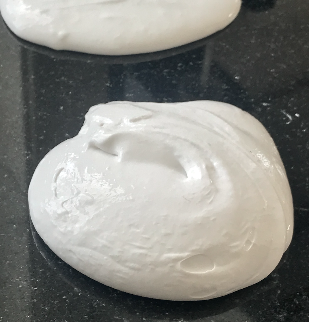 Slime Med Lim Och Linsvätska